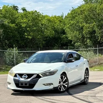 2017 Nissan Maxima · SV Sedan 4D