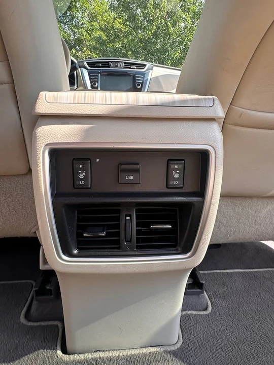 2017 Nissan Murano 3rd Gen - Image 9 of 19