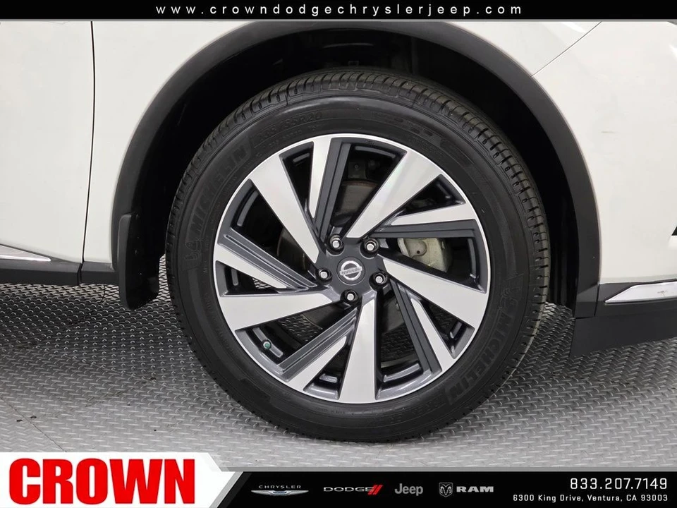 2017 Nissan Murano 3rd Gen - Image 9 of 21