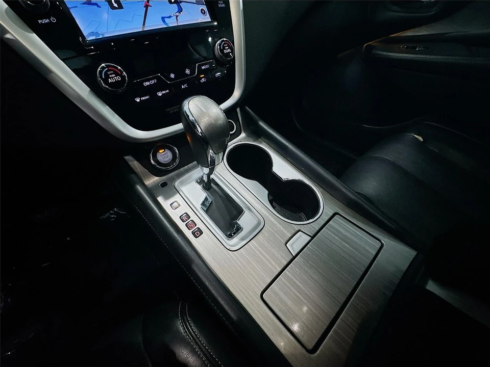 2017 Nissan Murano 3rd Gen - Image 16 of 21