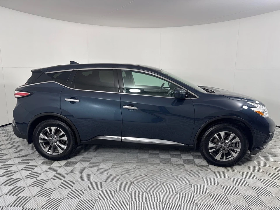 2017 Nissan Murano 3rd Gen - Image 4 of 12