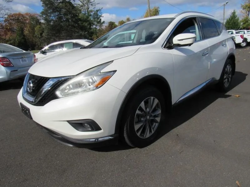 2017 Nissan Murano 3rd Gen - Image 2 of 12