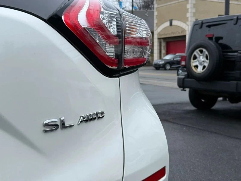 2017 Nissan Murano 3rd Gen - Image 6 of 12