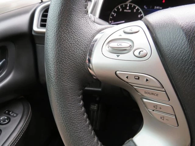 2017 Nissan Murano 3rd Gen - Image 16 of 21