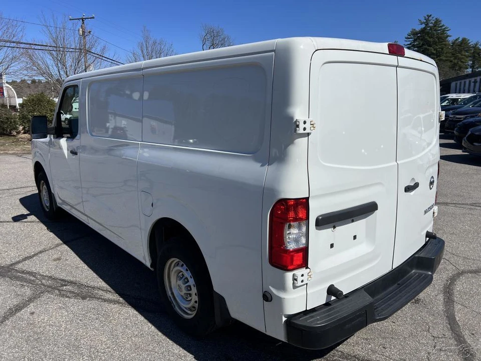 2017 Nissan NV2500 - Image 10 of 12
