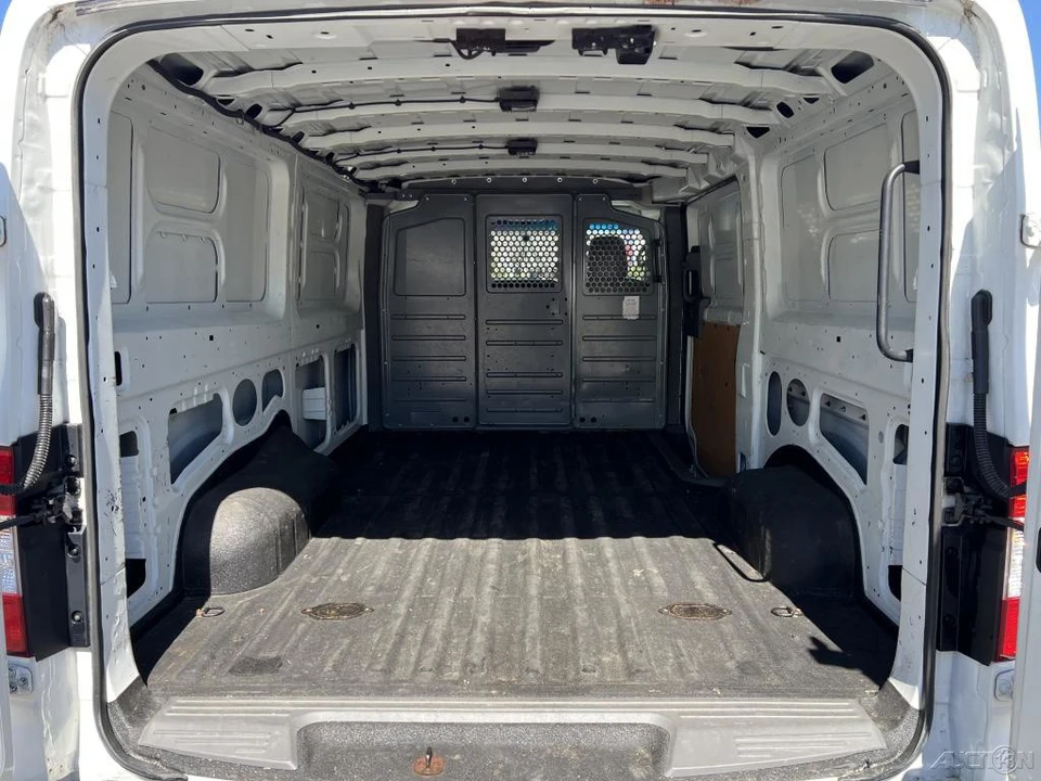 2017 Nissan NV2500 - Image 5 of 12