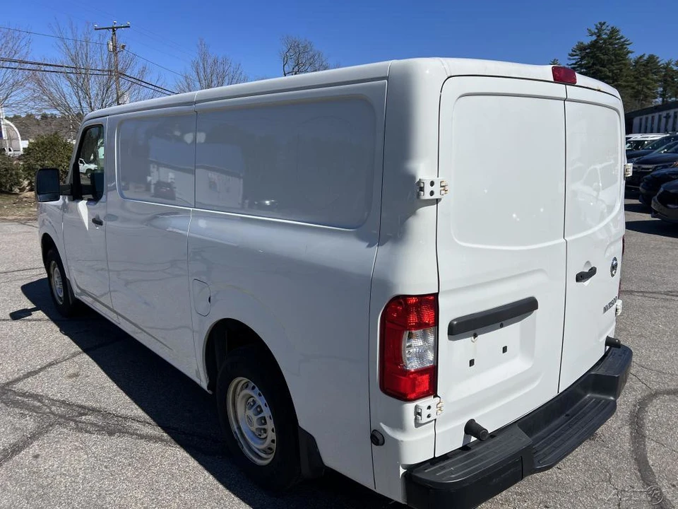2017 Nissan NV2500 - Image 9 of 12