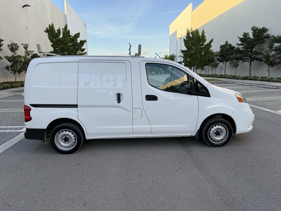 2017 Nissan NV1500 - Image 8 of 20