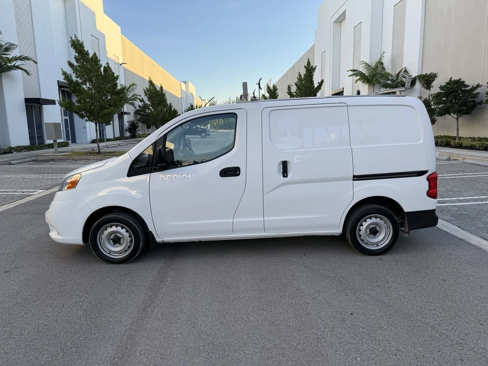 2017 Nissan NV1500 - Image 4 of 20