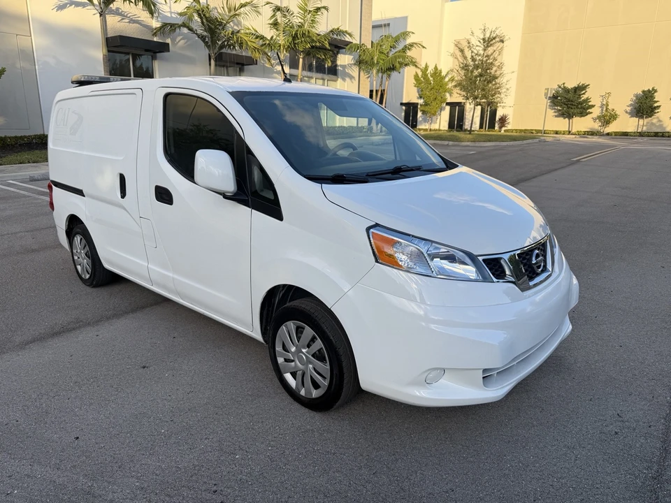 2017 Nissan NV1500 - Image 4 of 21