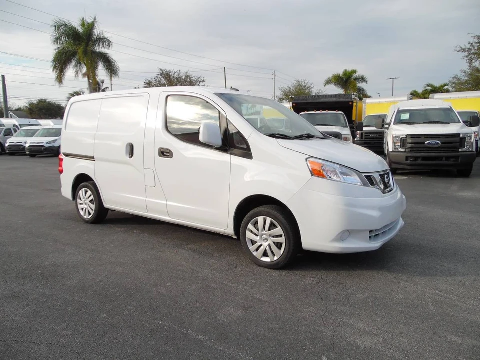 2017 Nissan NV - Image 3 of 21
