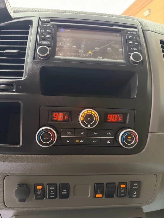 2017 Nissan NV3500 - Image 17 of 21