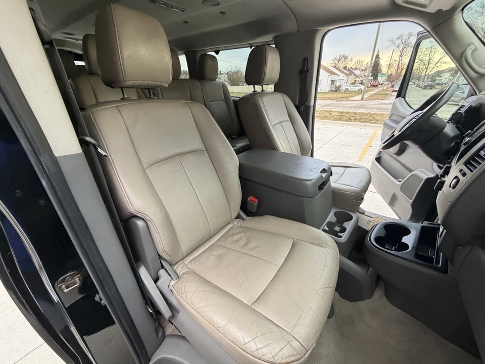 2017 Nissan NV3500 - Image 11 of 21