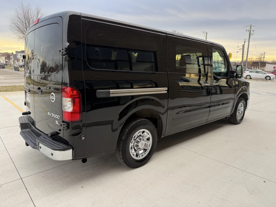 2017 Nissan NV3500 - Image 6 of 21