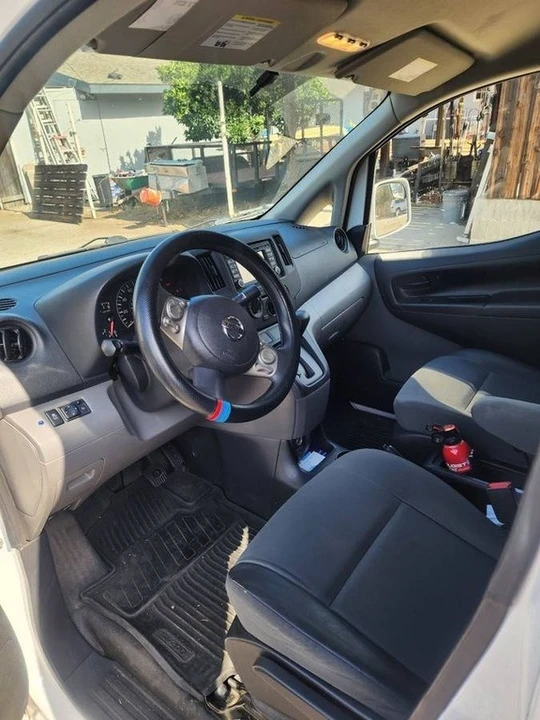 2017 Nissan NV - Image 3 of 8