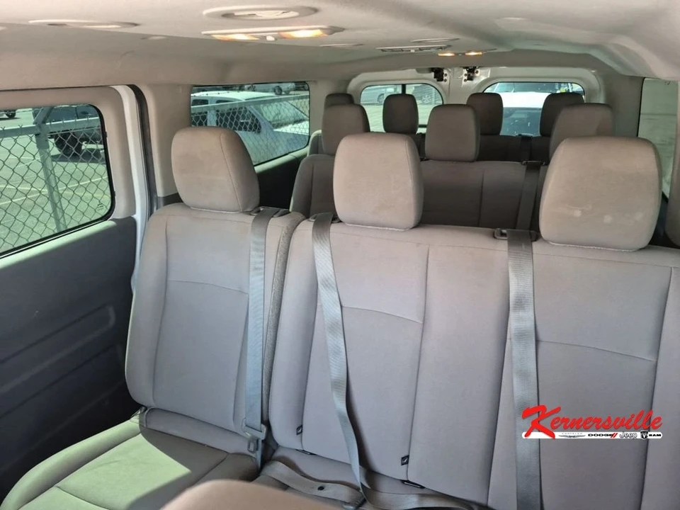 2017 Nissan NV - Image 8 of 11
