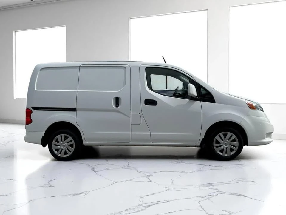 2017 Nissan NV - Image 5 of 20