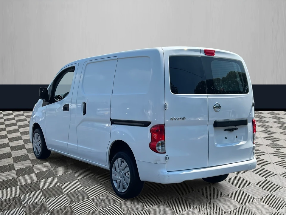 2017 Nissan NV - Image 5 of 21