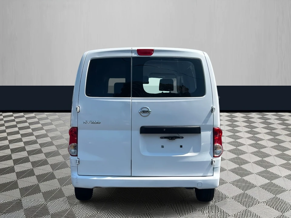 2017 Nissan NV - Image 6 of 21