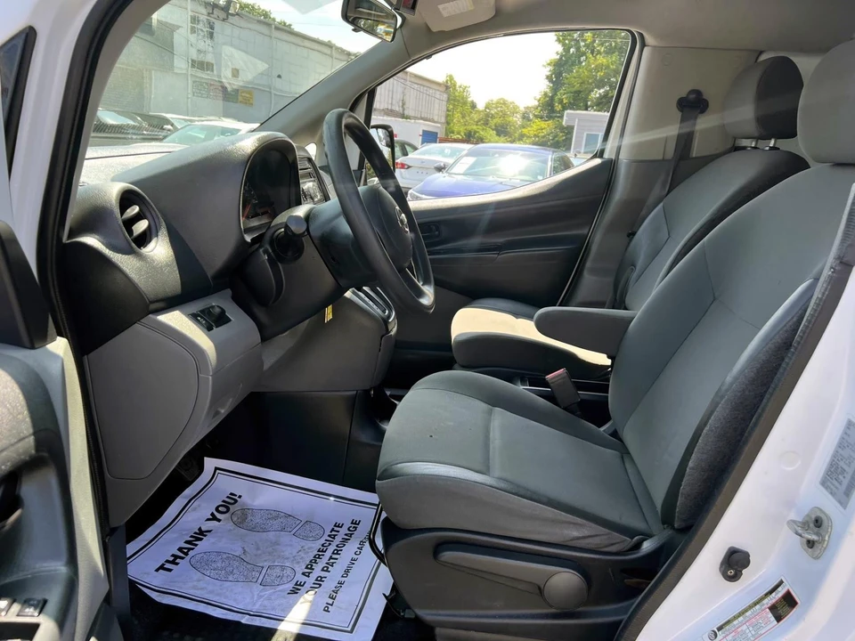 2017 Nissan NV - Image 13 of 21