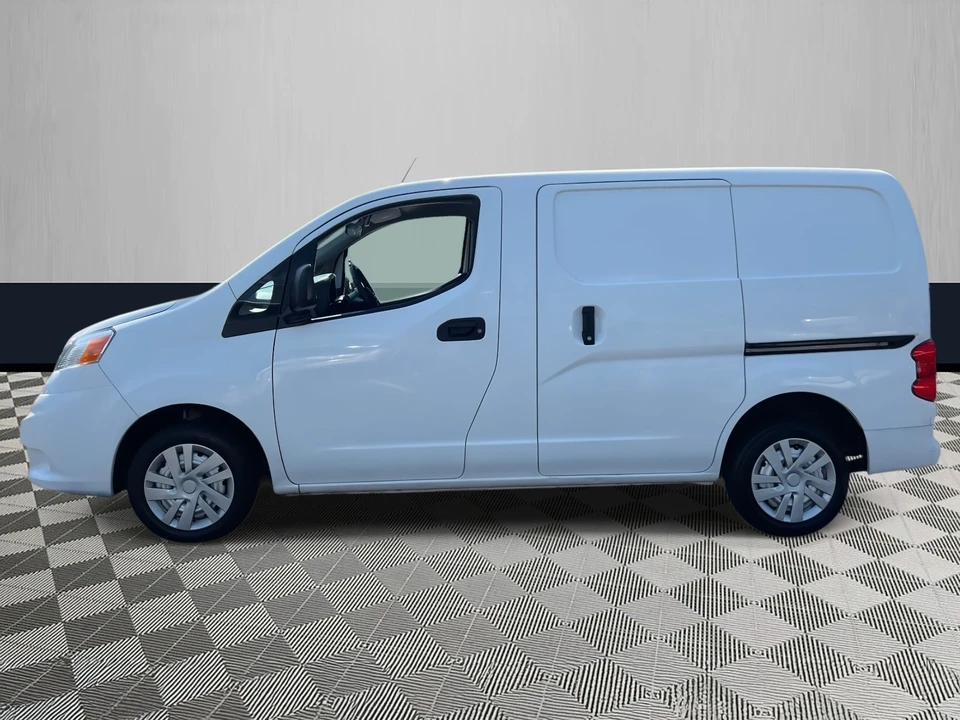 2017 Nissan NV - Image 4 of 21