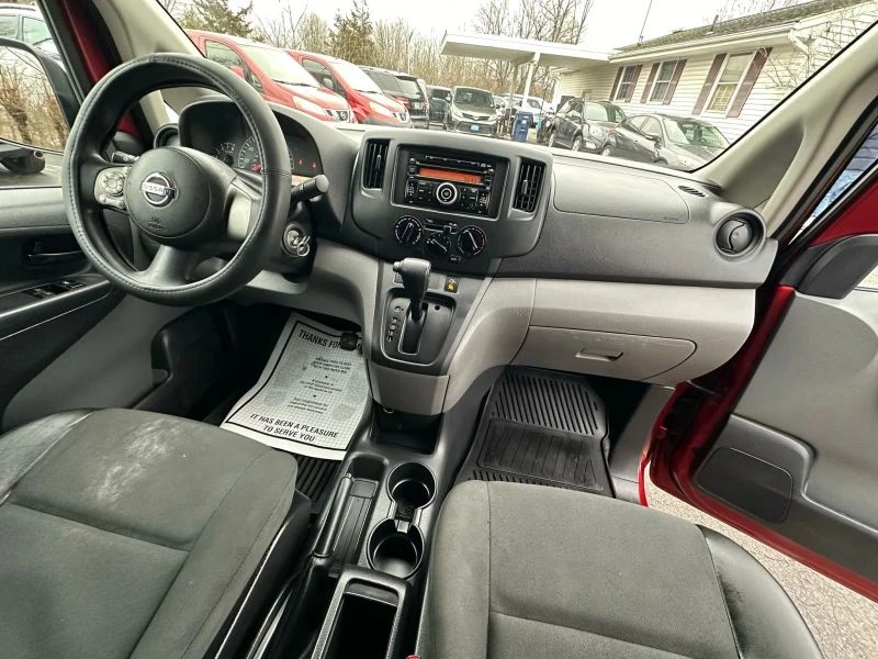 2017 Nissan NV - Image 11 of 12