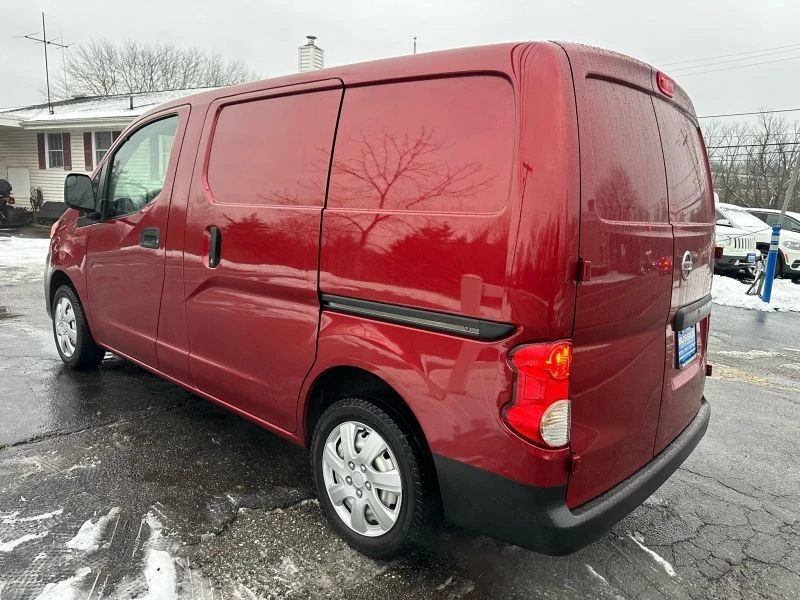 2017 Nissan NV - Image 6 of 12