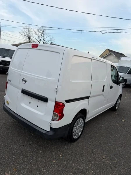 2017 Nissan NV - Image 3 of 9