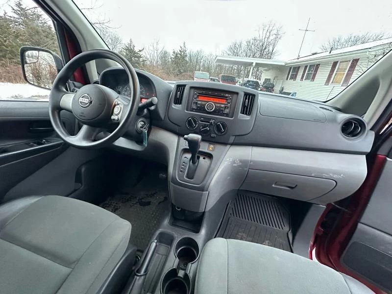 2017 Nissan NV - Image 11 of 12