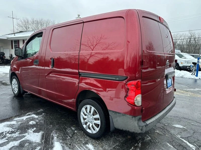 2017 Nissan NV - Image 6 of 12
