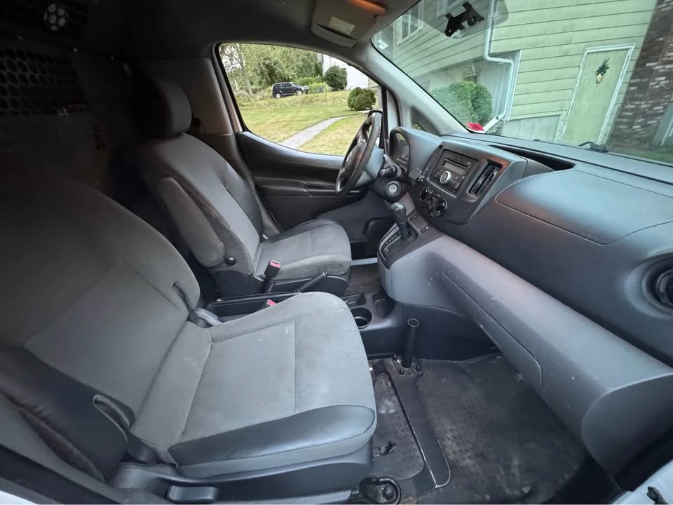 2017 Nissan NV - Image 11 of 14