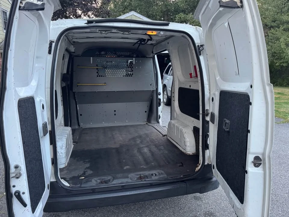 2017 Nissan NV - Image 4 of 14