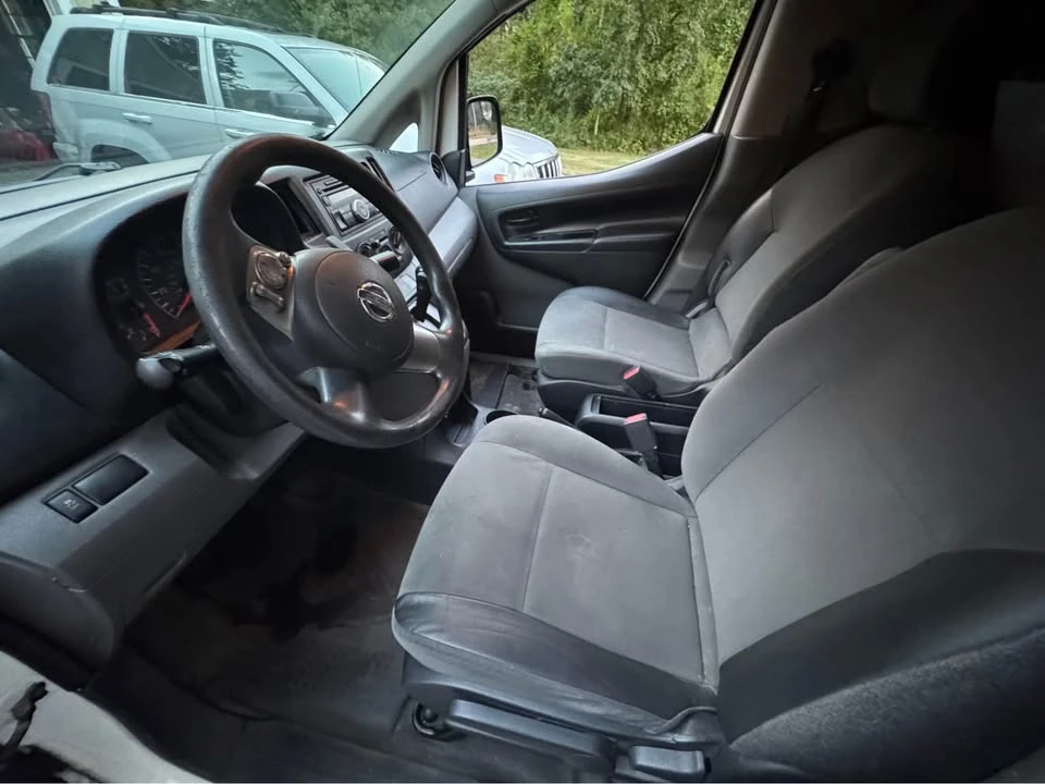 2017 Nissan NV - Image 9 of 14