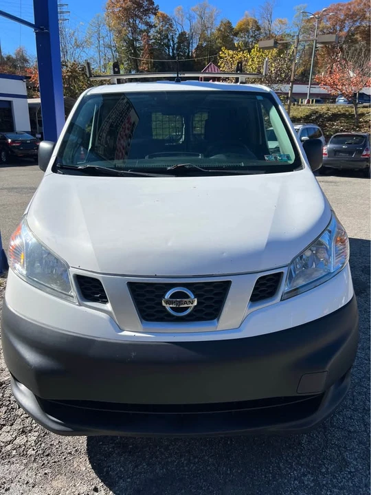 2017 Nissan NV - Image 3 of 11