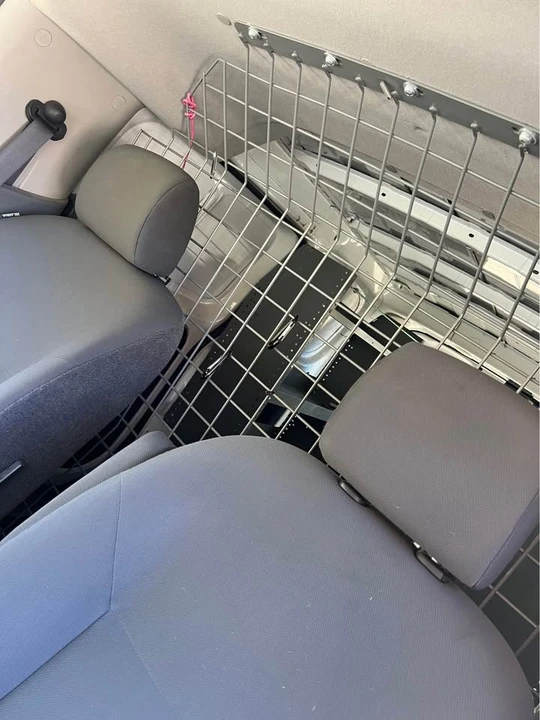2017 Nissan NV - Image 10 of 11