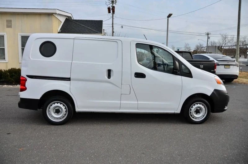 2017 Nissan NV - Image 12 of 12