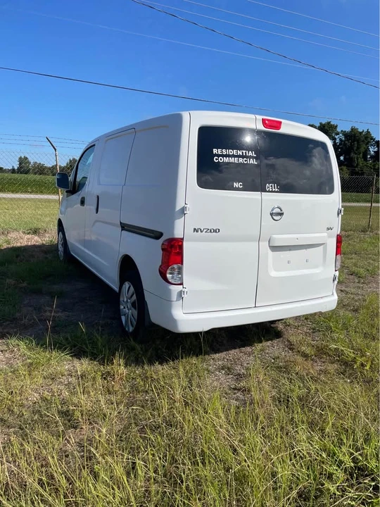2017 Nissan NV - Image 8 of 17