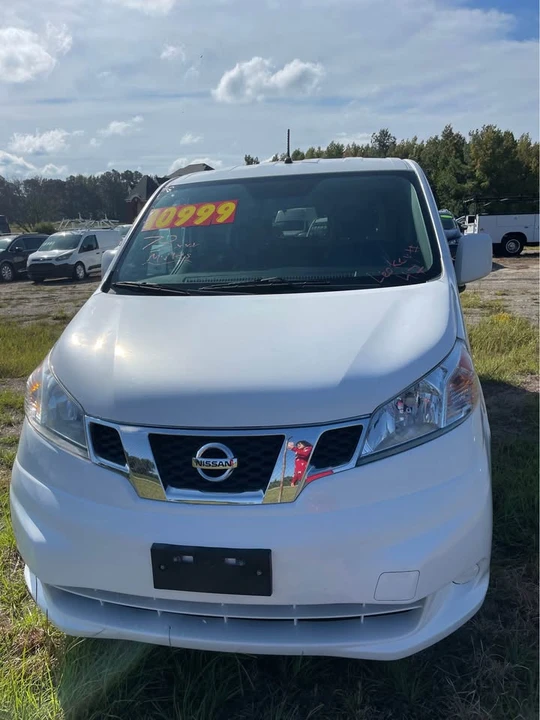 2017 Nissan NV - Image 2 of 17