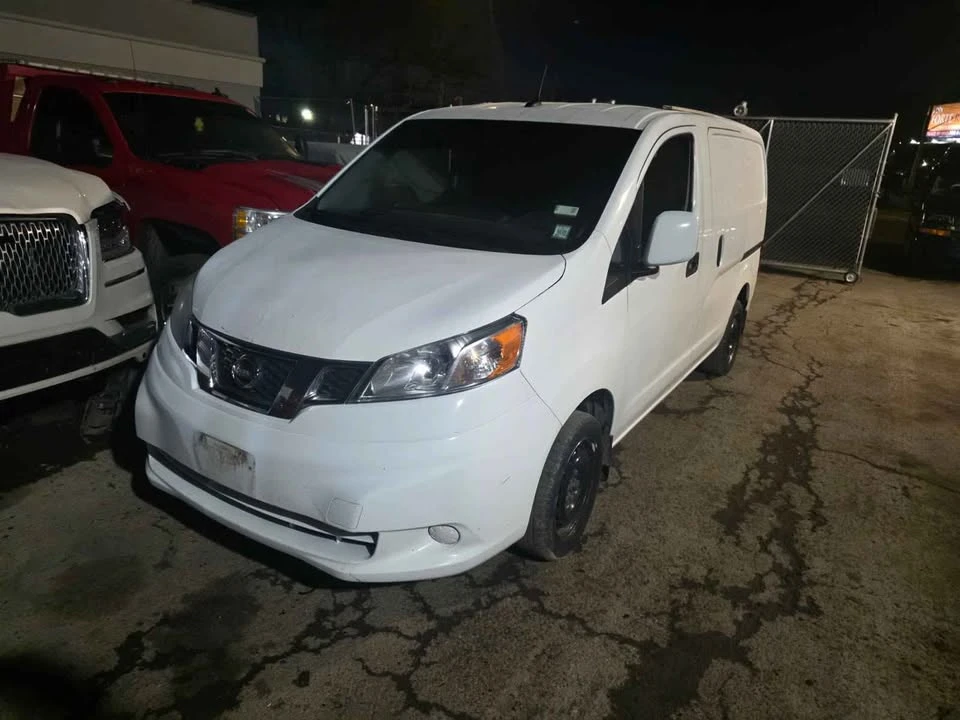 2017 Nissan NV - Image 2 of 2