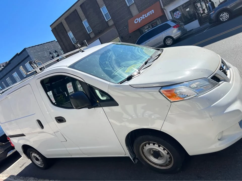 2017 Nissan NV - Image 10 of 10