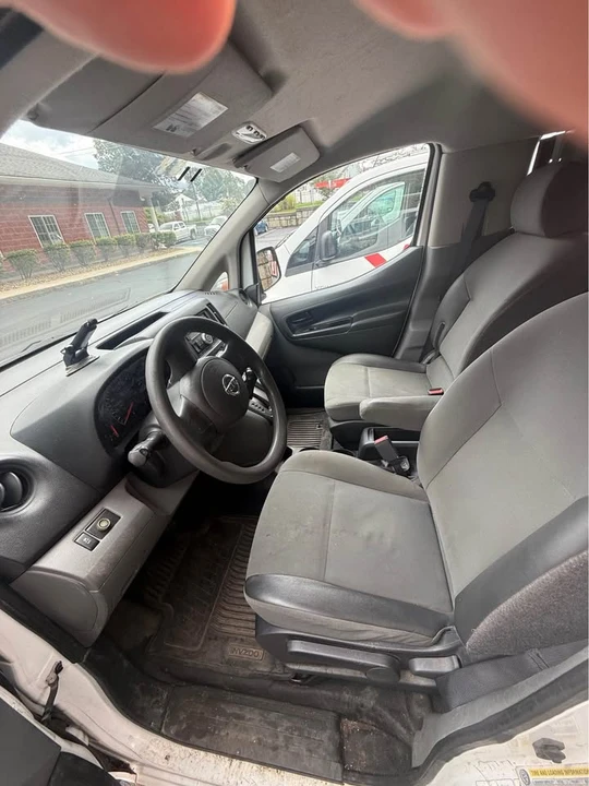 2017 Nissan NV - Image 4 of 4