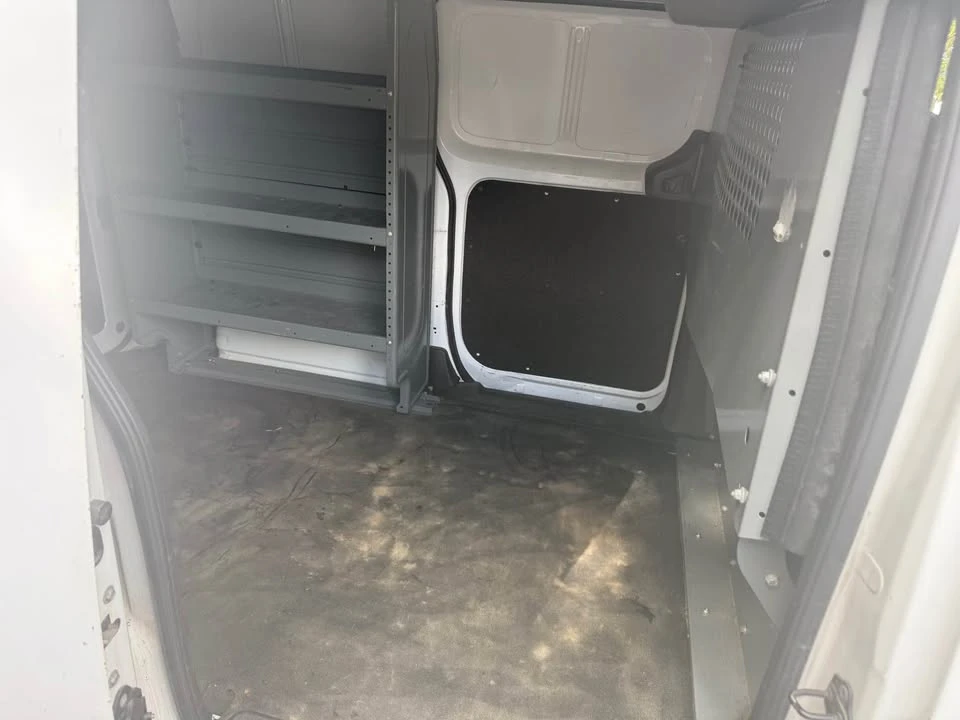2017 Nissan NV - Image 3 of 4