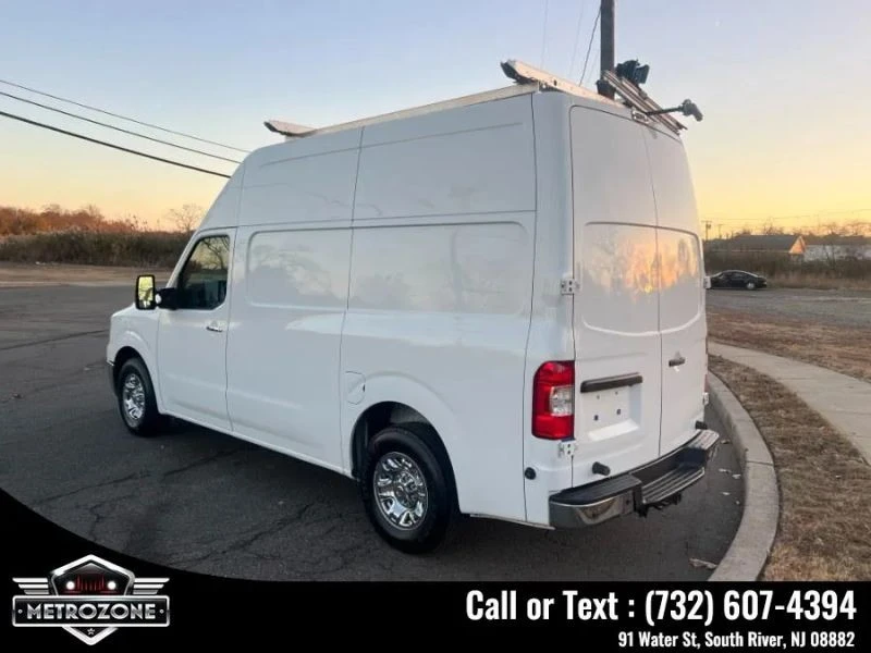 2017 Nissan NV2500 - Image 9 of 12