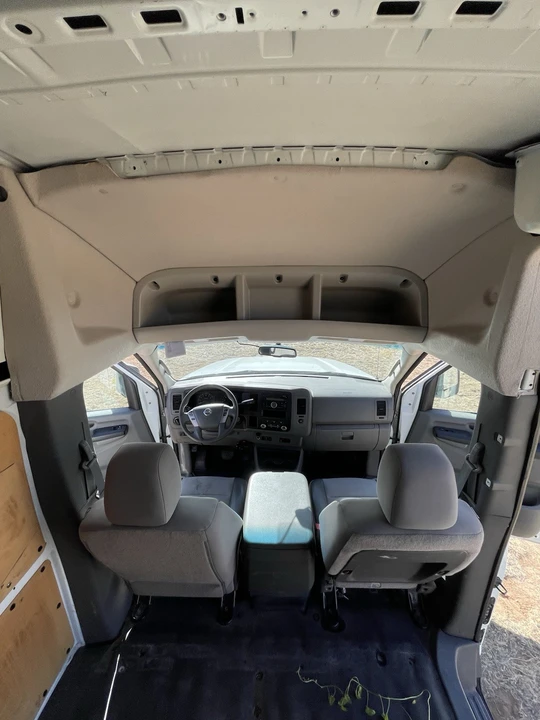 2017 Nissan NV3500 - Image 4 of 21