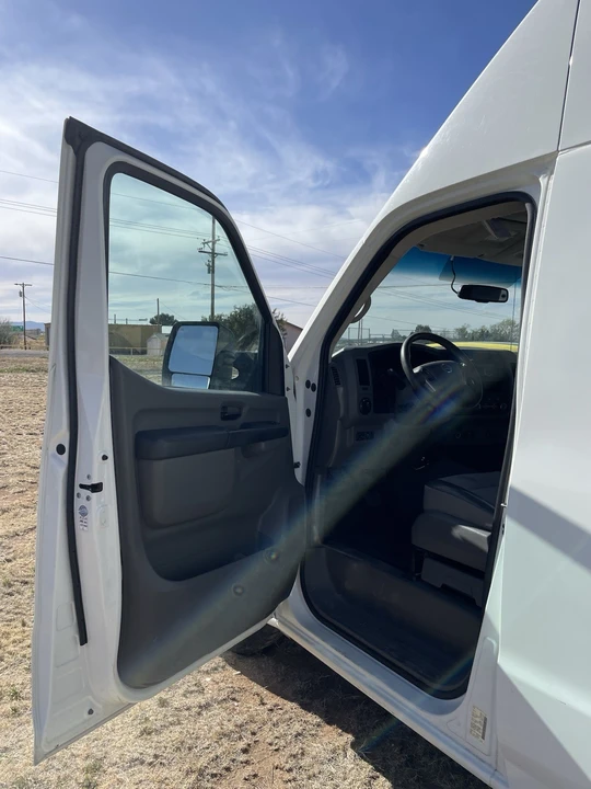 2017 Nissan NV3500 - Image 7 of 21