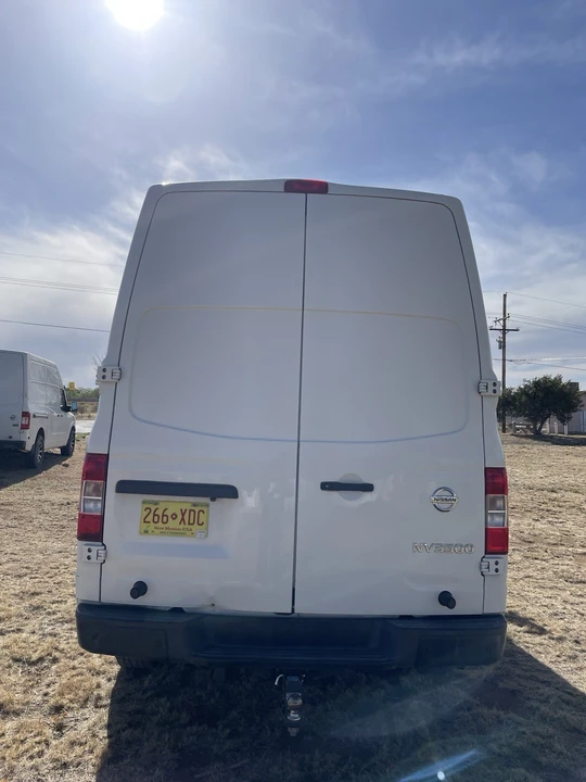 2017 Nissan NV3500 - Image 6 of 21