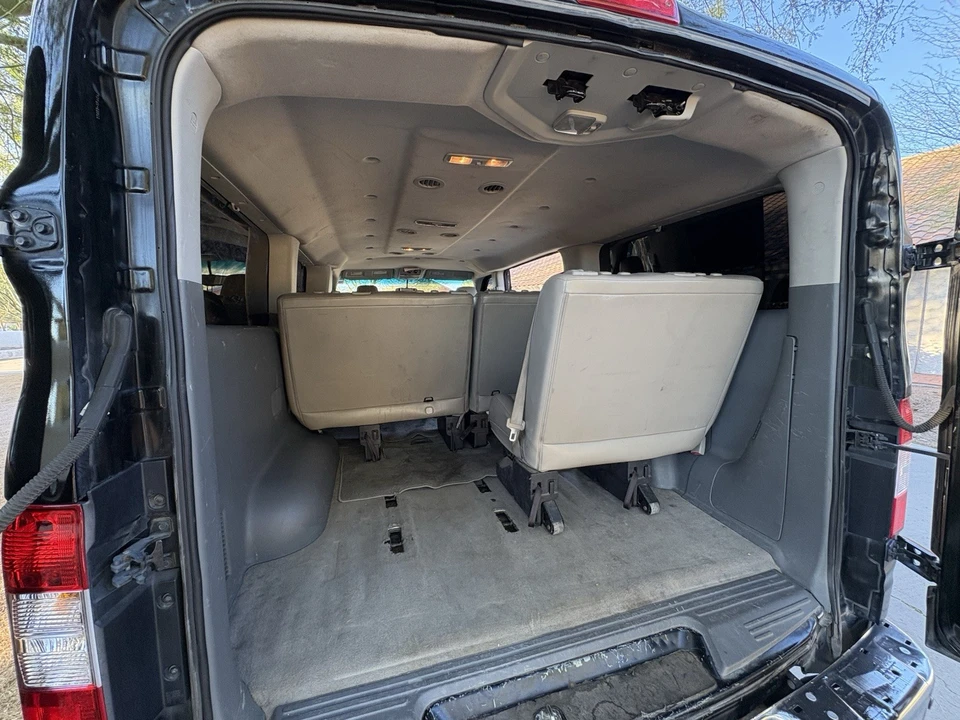 2017 Nissan NV3500 - Image 8 of 17