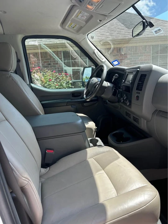 2017 Nissan NV3500 - Image 6 of 7