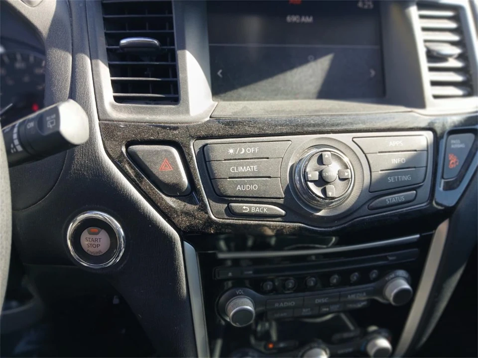 2017 Nissan Pathfinder 4th Gen - Image 31 of 31