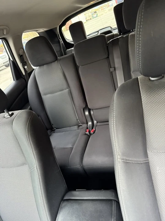 2017 Nissan Pathfinder 4th Gen - Image 2 of 18
